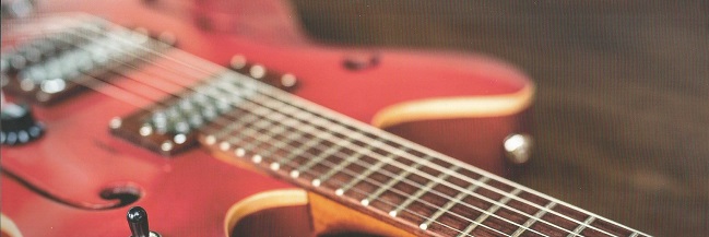 Guitarra 02 649x217 Piano, The Charlies